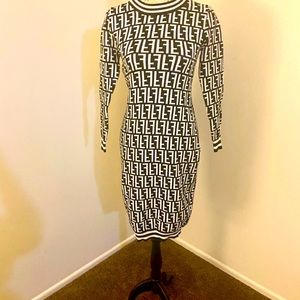 Women’s stylish sweater dress size large
